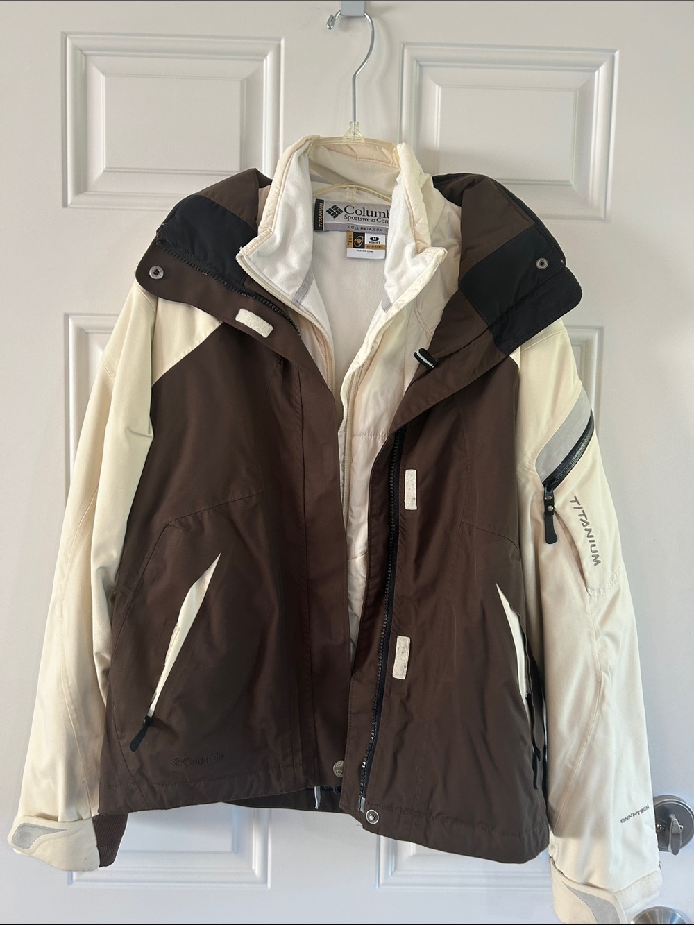 Columbia Women’s  buggaboo Titanium Ski Jacket